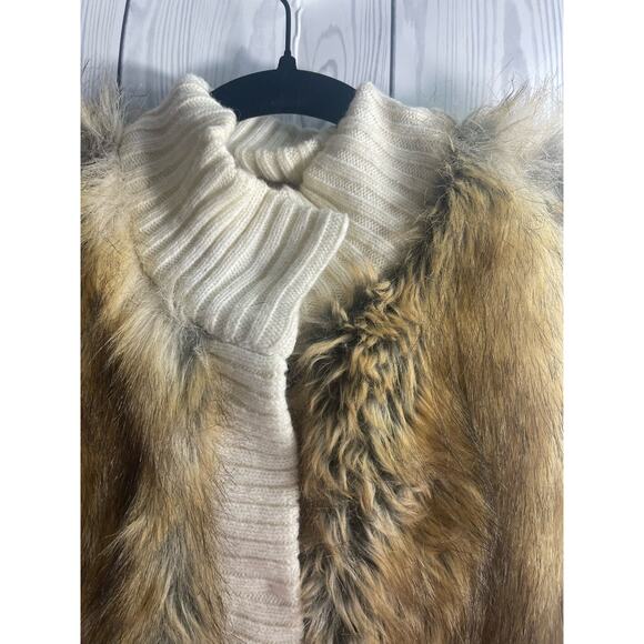 MICHAEL KORS Ivory Sweater Vest Ribbed Knit Faux Fur Size: P/L - Picture 3 of 8